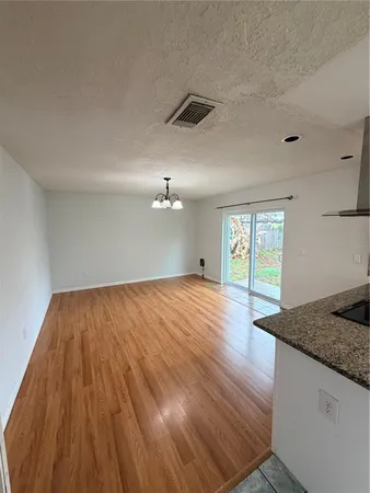 $2,200 | 661 Murphy Road, Winter Springs, FL 32708