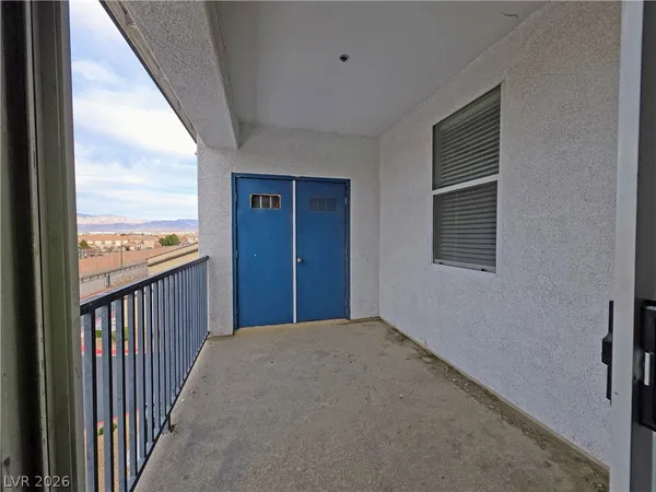 $205,000 | 4437 Dover Straight Street, Unit 302, Las Vegas, NV 89115