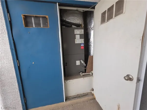 $205,000 | 4437 Dover Straight Street, Unit 302, Las Vegas, NV 89115