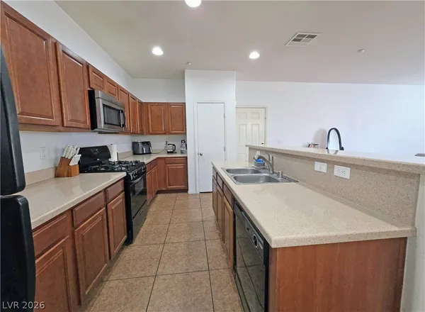 $205,000 | 4437 Dover Straight Street, Unit 302, Las Vegas, NV 89115