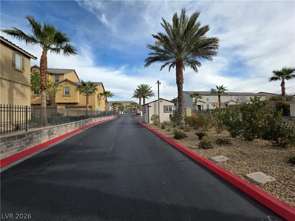 $205,000 | 4437 Dover Straight Street, Unit 302, Las Vegas, NV 89115