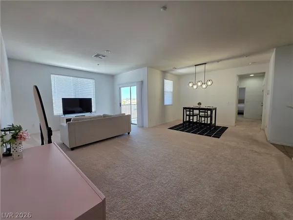 $205,000 | 4437 Dover Straight Street, Unit 302, Las Vegas, NV 89115