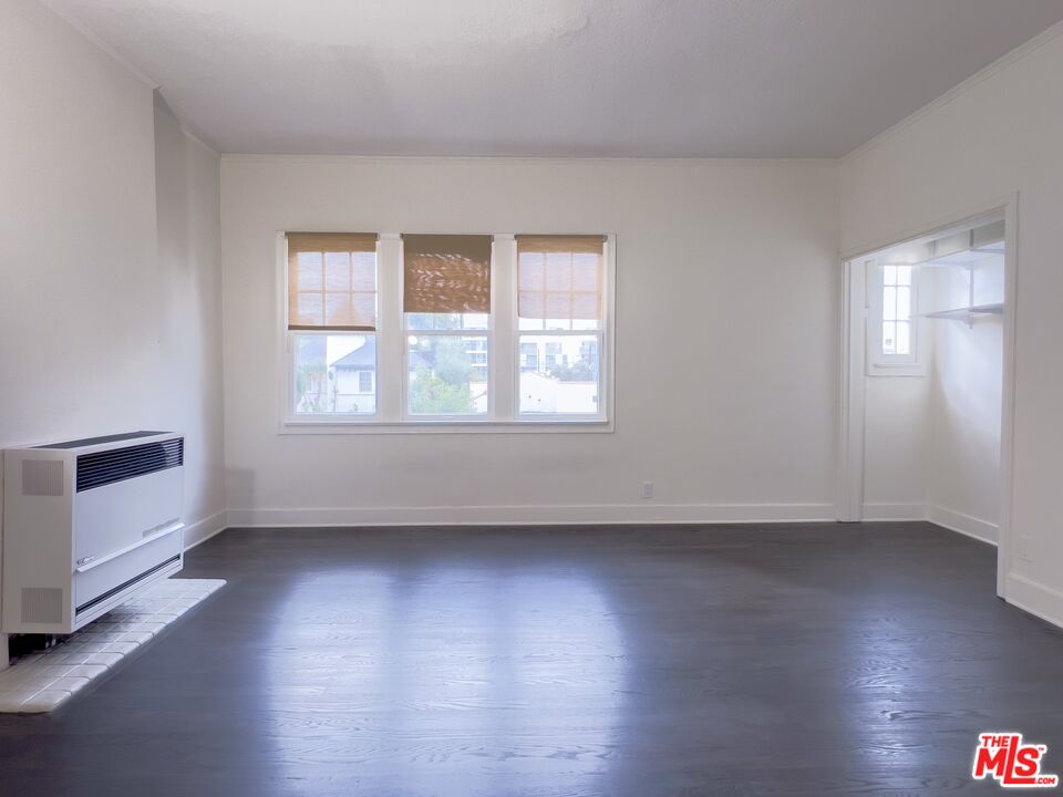 1532 Rosalia Road, Unit 3/4 Los Angeles, CA 90027 - Photo 3 of 17