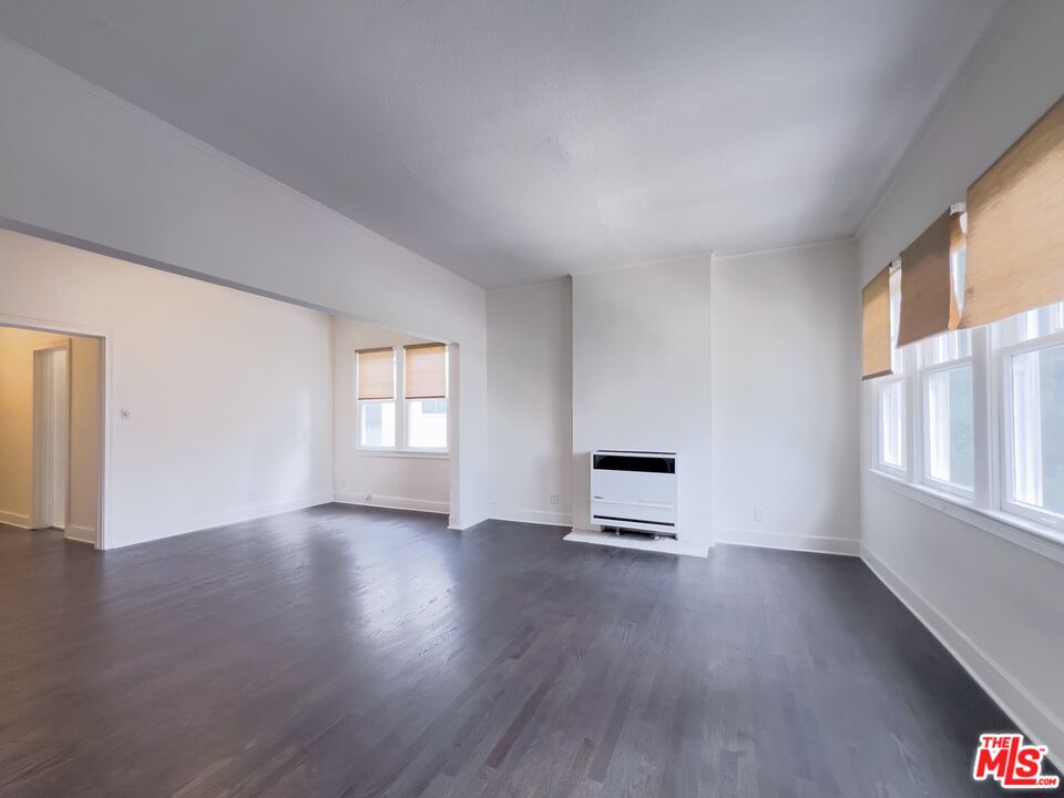 1532 Rosalia Road, Unit 3/4 Los Angeles, CA 90027 - Photo 4 of 17
