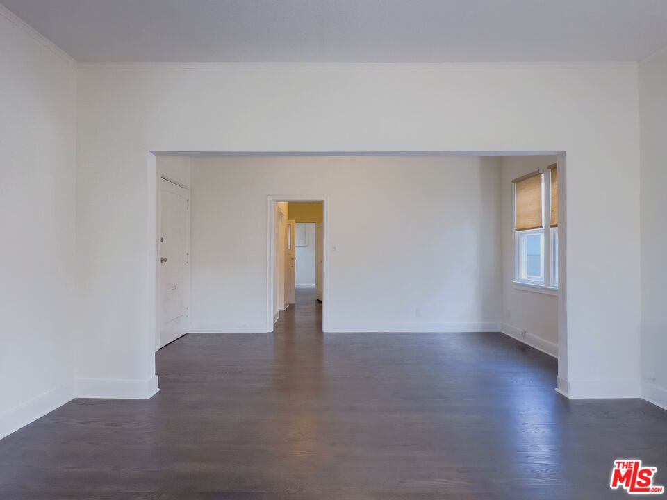 1532 Rosalia Road, Unit 3/4 Los Angeles, CA 90027 - Photo 5 of 17