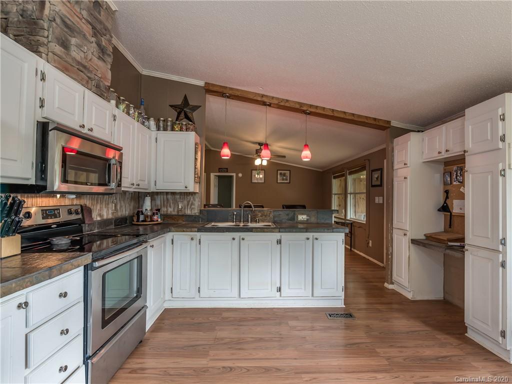 465 Judes Gap Road Mill Spring, NC 28756 - Photo 5 of 18