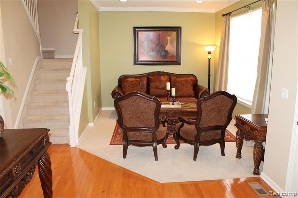 3511 Hogan Circle Rochester Hills, MI 48307 - Photo 2 of 43