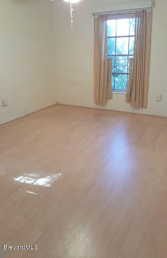 1336 Cromey Road Northeast Palm Bay, FL 32905 - Photo 17 of 25 Guest Room