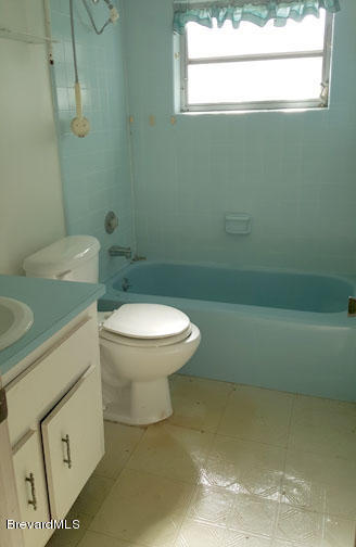 1336 Cromey Road Northeast Palm Bay, FL 32905 - Photo 18 of 25 Hall Bath
