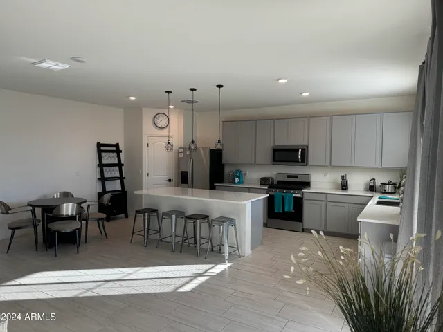 $4,995 | 11445 West Edgemont Avenue, Avondale, AZ 85392