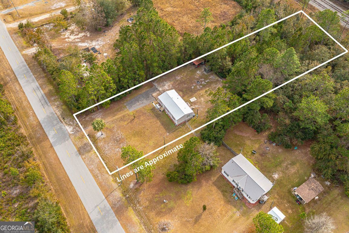 1093 Timber Landing Road Brunswick, GA 31523 - Photo 3 of 12