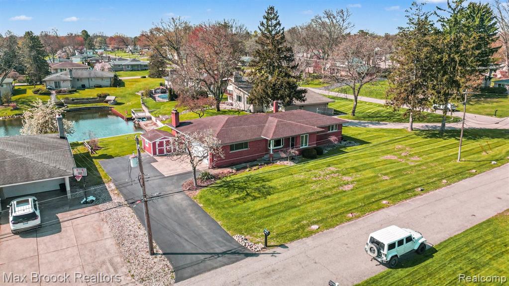 5030 Stellar Road Utica, MI 48316 - Photo 2 of 30