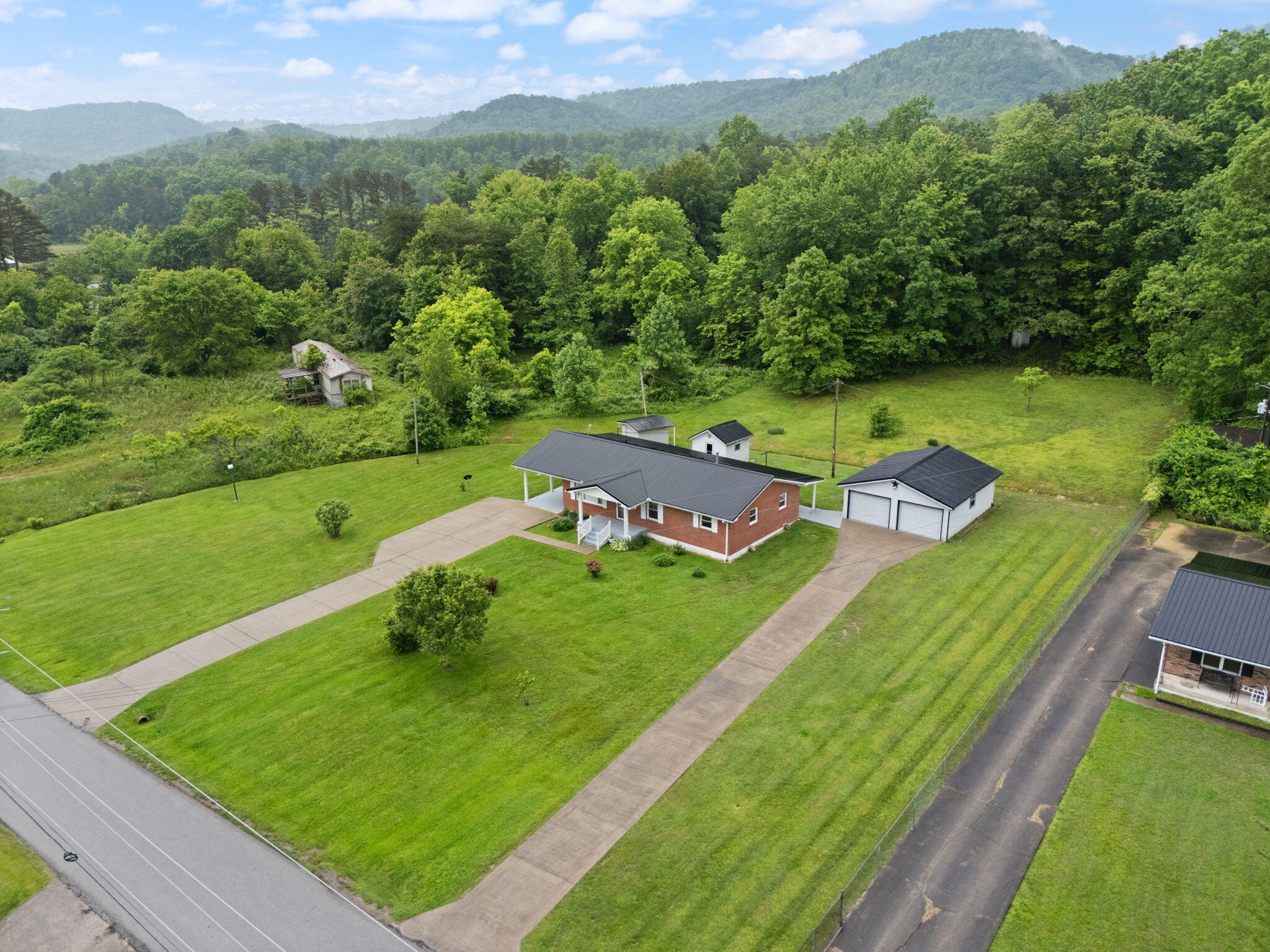 279 Hatton Creek Road Stanton, KY 40380 - Photo 51 of 68 62-web-or-mls-DJI_20250516091135_0042_D