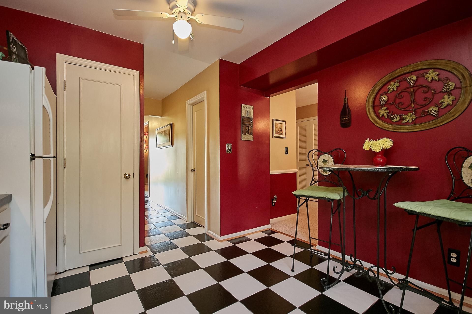 5959 Queenston Street Springfield, VA 22152 - Photo 12 of 30 Eat in space