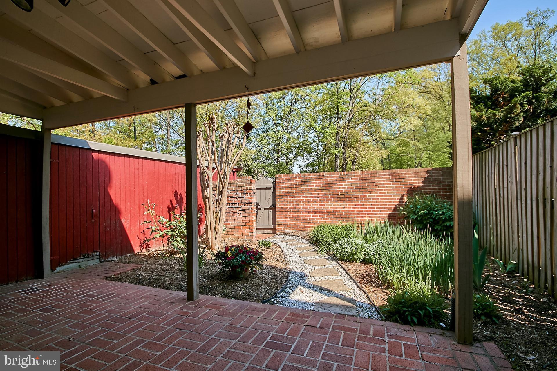 5959 Queenston Street Springfield, VA 22152 - Photo 30 of 30 Patio, shed and landscaping