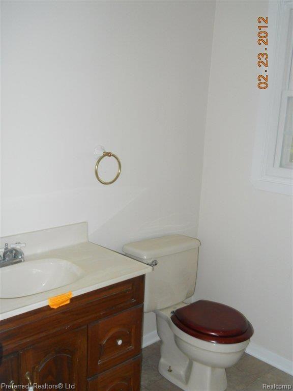 45100 West 10 Mile Road Novi, MI 48375 - Photo 15 of 24 2-23-12 Guest Lav.JPG