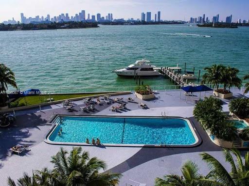 1200 West Avenue, Unit 914 Miami Beach, FL 33139 - Photo 29 of 38 a view of a lake with a yard