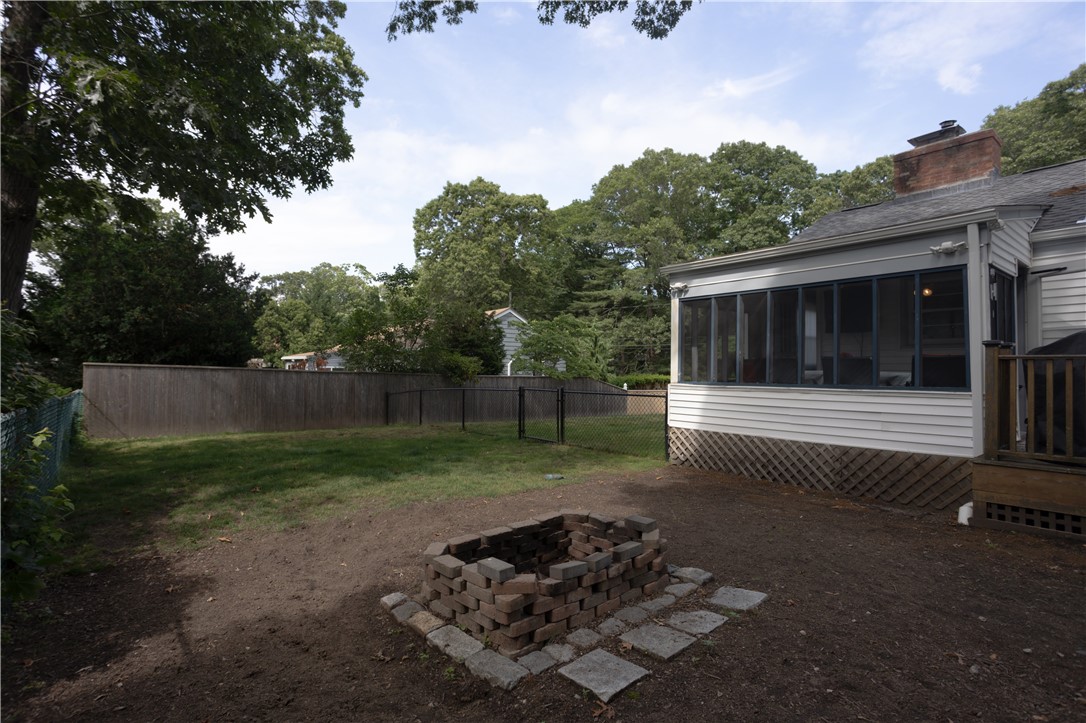 245 Lansdowne Road Warwick, RI 02888 - Photo 8 of 34 Gallery Image 8