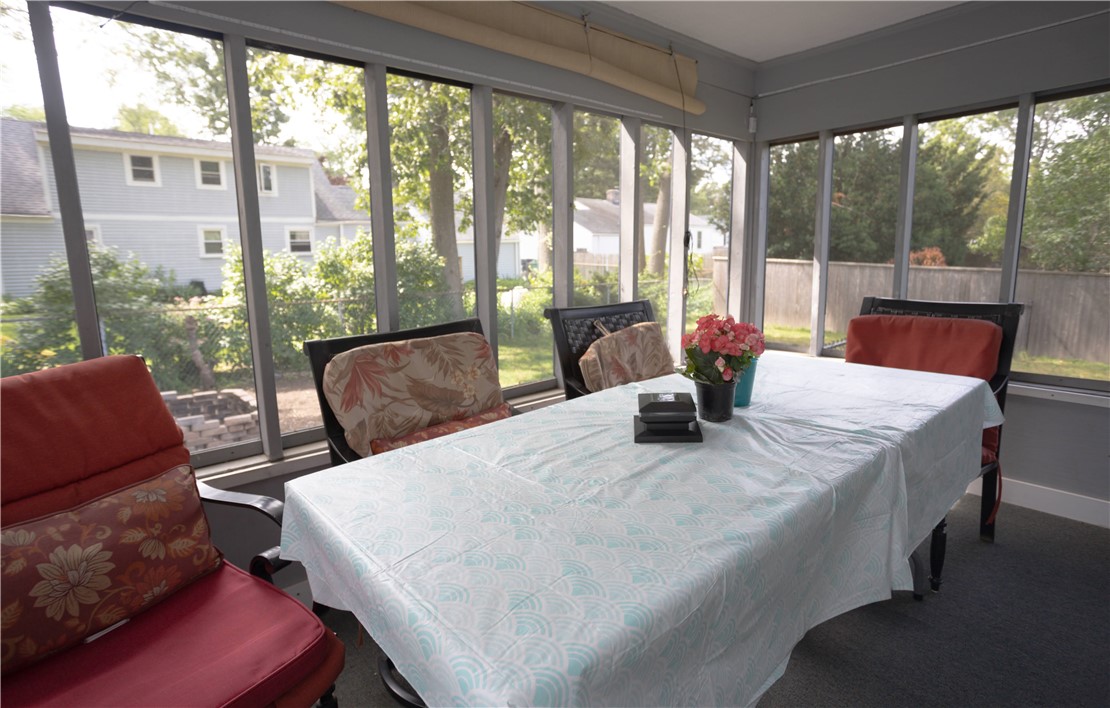 245 Lansdowne Road Warwick, RI 02888 - Photo 10 of 34 Gallery Image 10