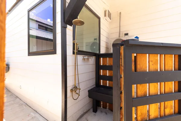 $789,000 | 1534 Pasture Spring Road, Harper, TX 78631