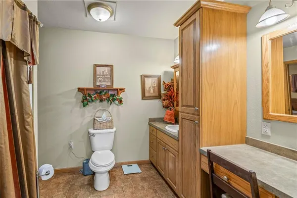 $399,900 | 17537 Mockingbird Road, Warsaw, MO 65355