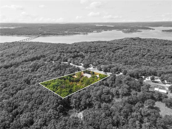 $399,900 | 17537 Mockingbird Road, Warsaw, MO 65355