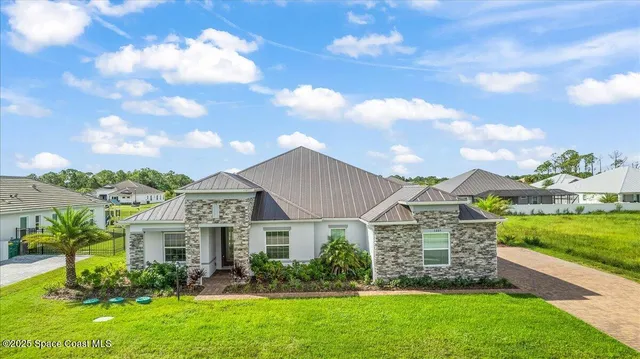 $829,000 | 5089 Realm Run, Melbourne, FL 32934