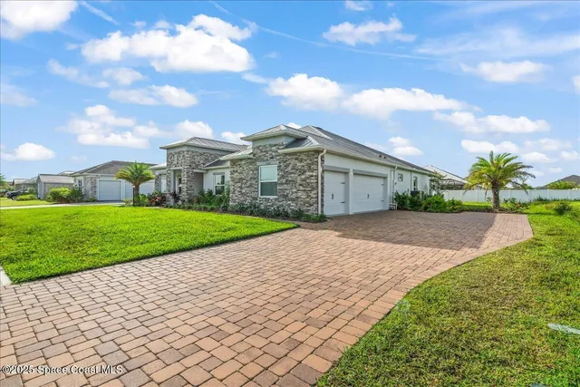 $829,000 | 5089 Realm Run, Melbourne, FL 32934