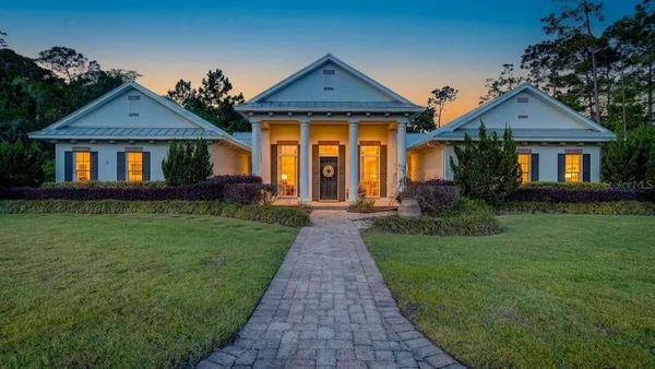 $913,000 | 3 Ashford Lakes Drive, Ormond Beach, FL 32174