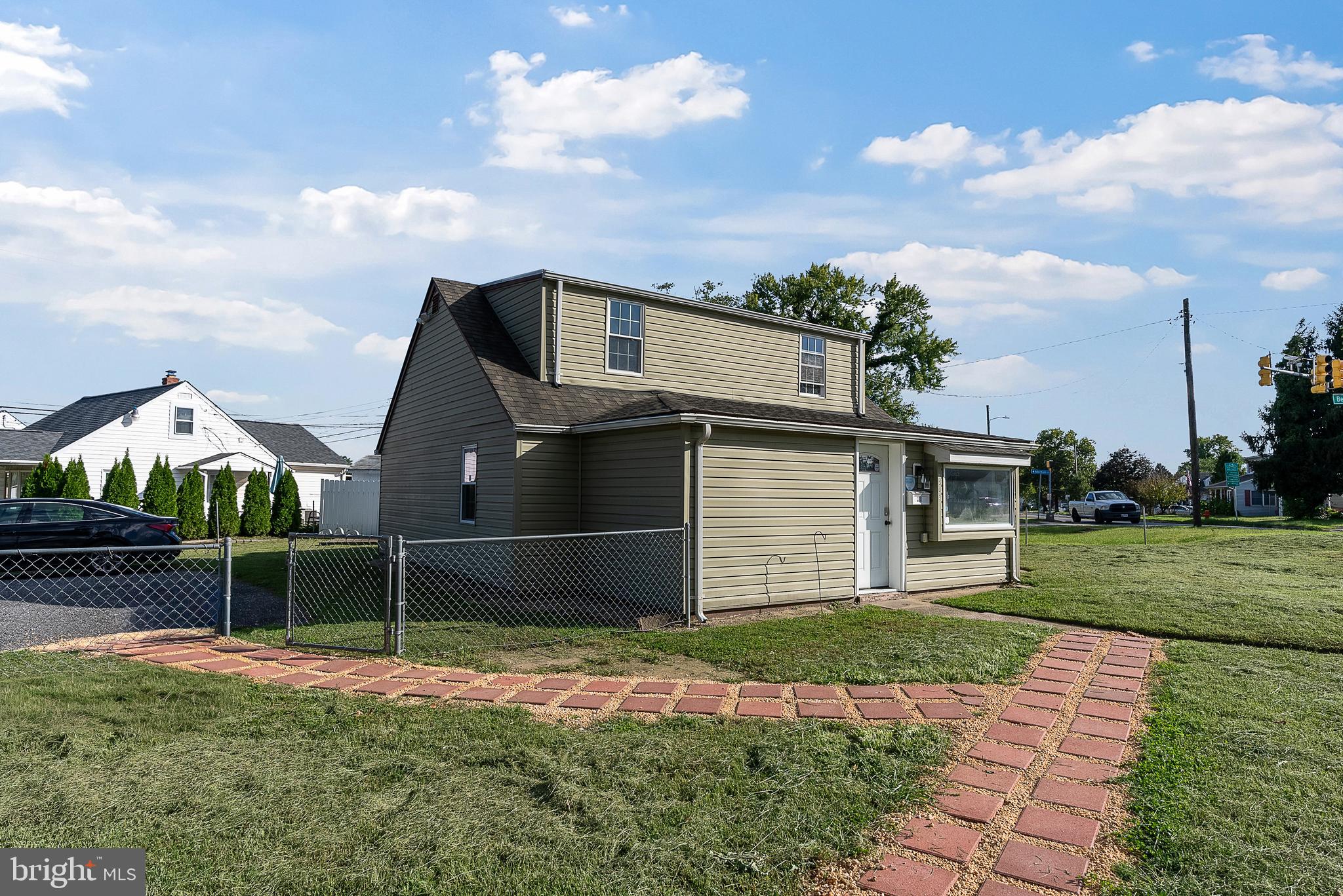 3301 Sollers Point Road Baltimore, MD 21222 - Photo 3 of 23