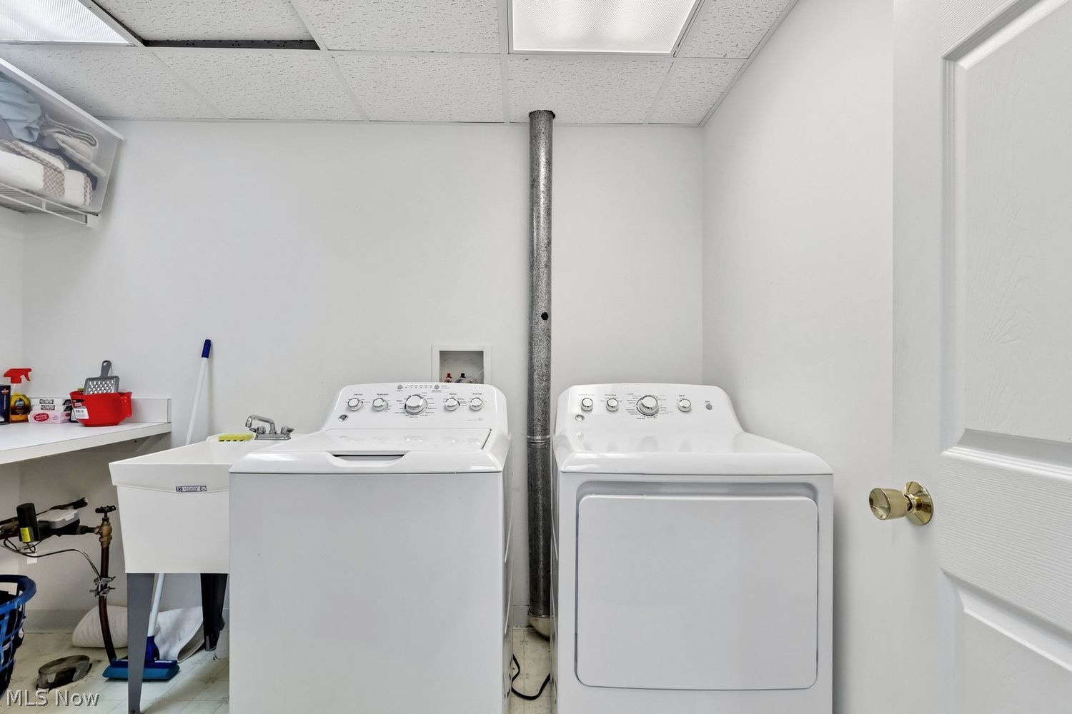 9180 Root Road North Ridgeville, OH 44039 - Photo 10 of 19 Lower level laundry room w/utility sink