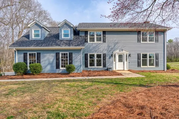 $329,900 | 101 Shenandoah Drive, Spartanburg, SC 29301