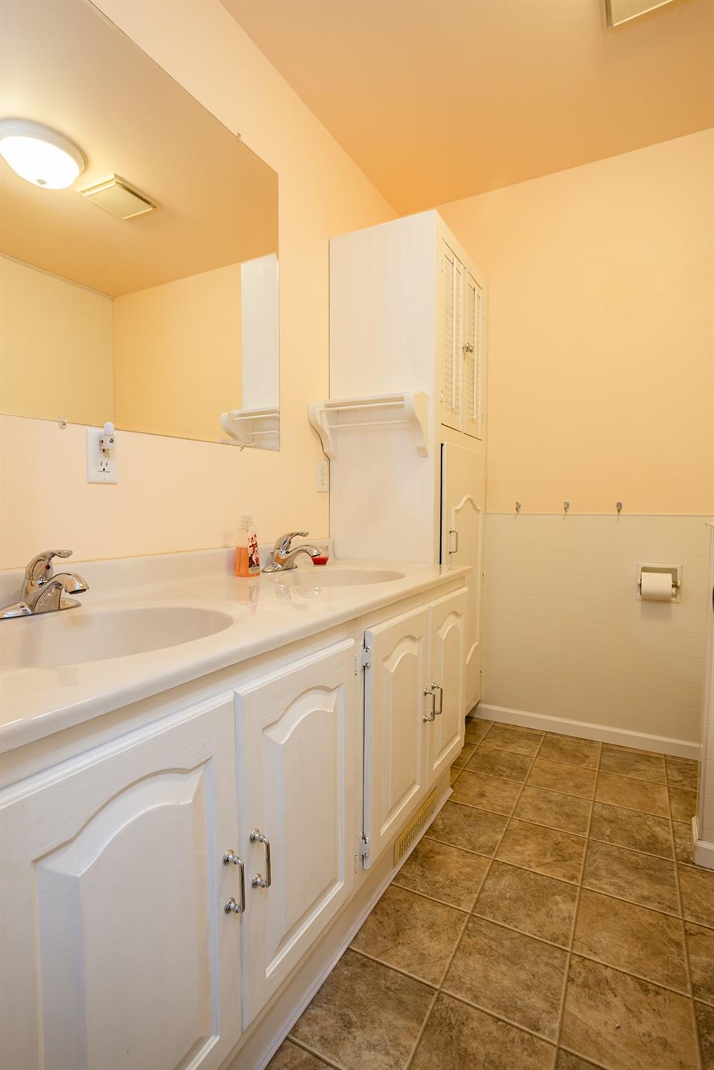 306 West Division Road Valparaiso, IN 46385 - Photo 20 of 68 1000x1499