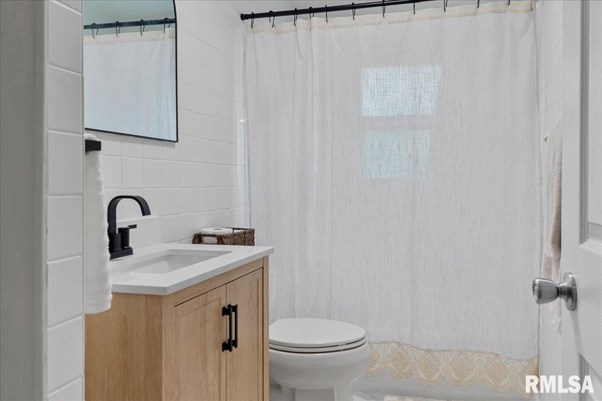 146 North Douglas Avenue Springfield, IL 62702 - Photo 11 of 21 Gallery Image 11