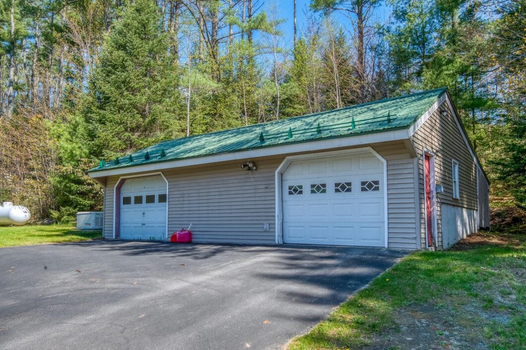 173 Parker Road Whitefield, NH 03598 - Photo 29 of 38