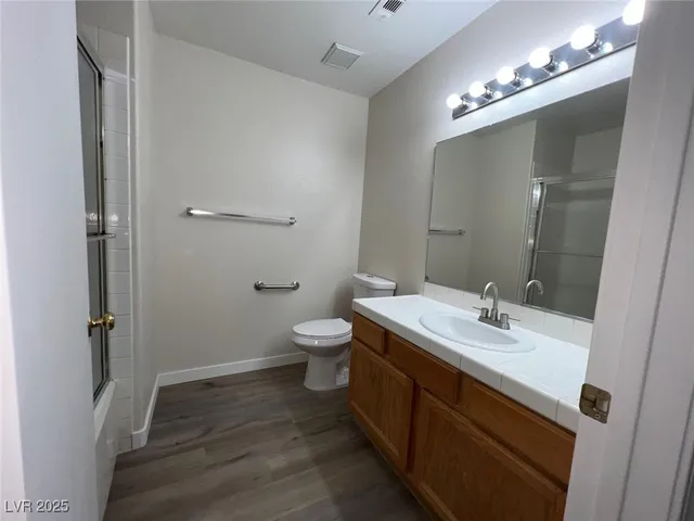 $1,895 | 635 Delorean Drive, North Las Vegas, NV 89081