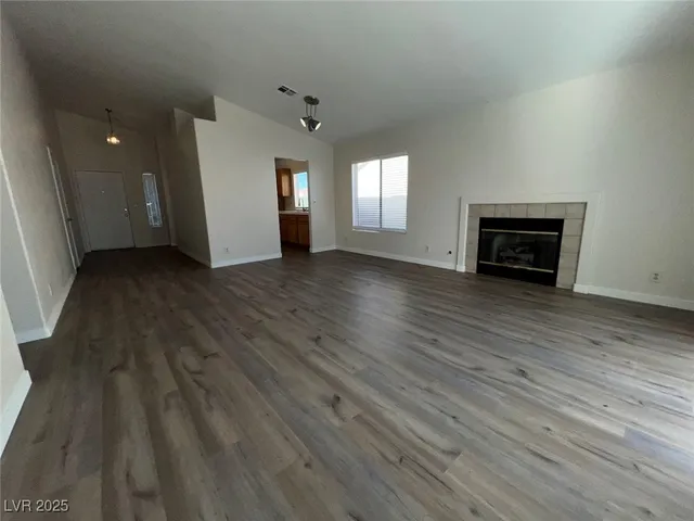 $1,895 | 635 Delorean Drive, North Las Vegas, NV 89081