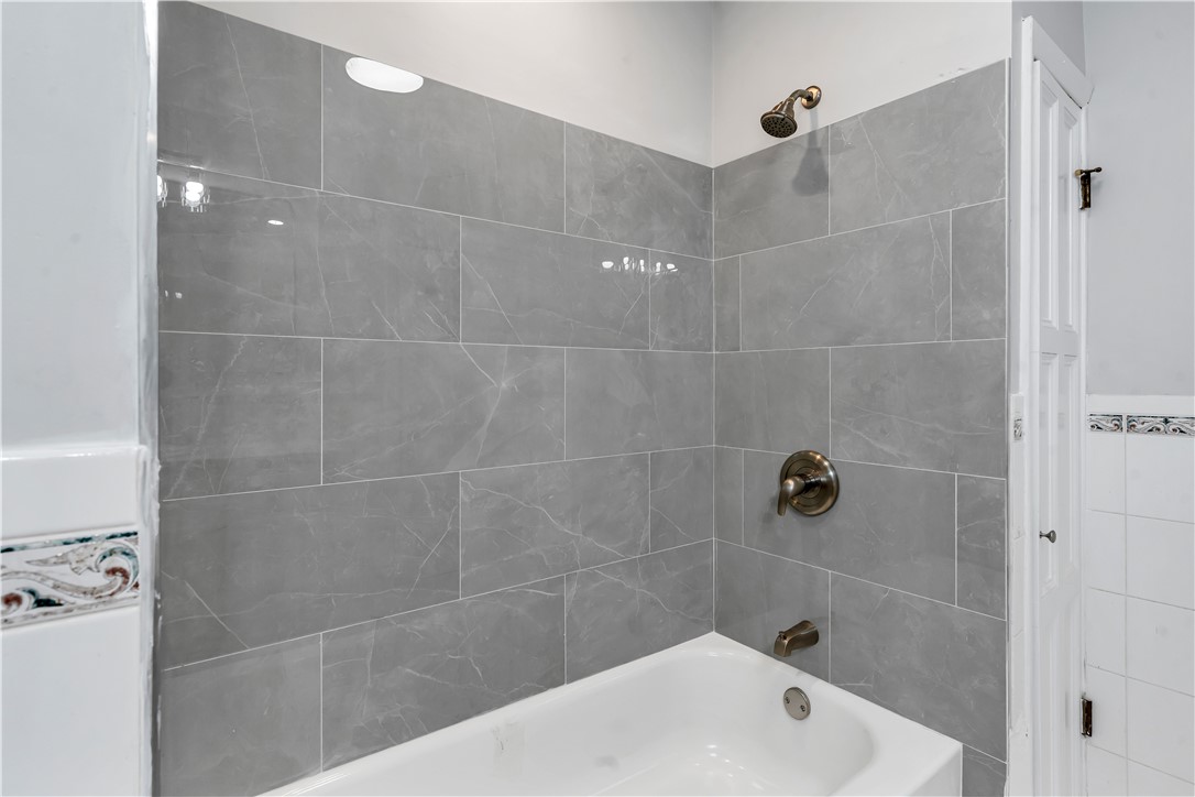 107 Blackstone Street Woonsocket, RI 02895 - Photo 16 of 43