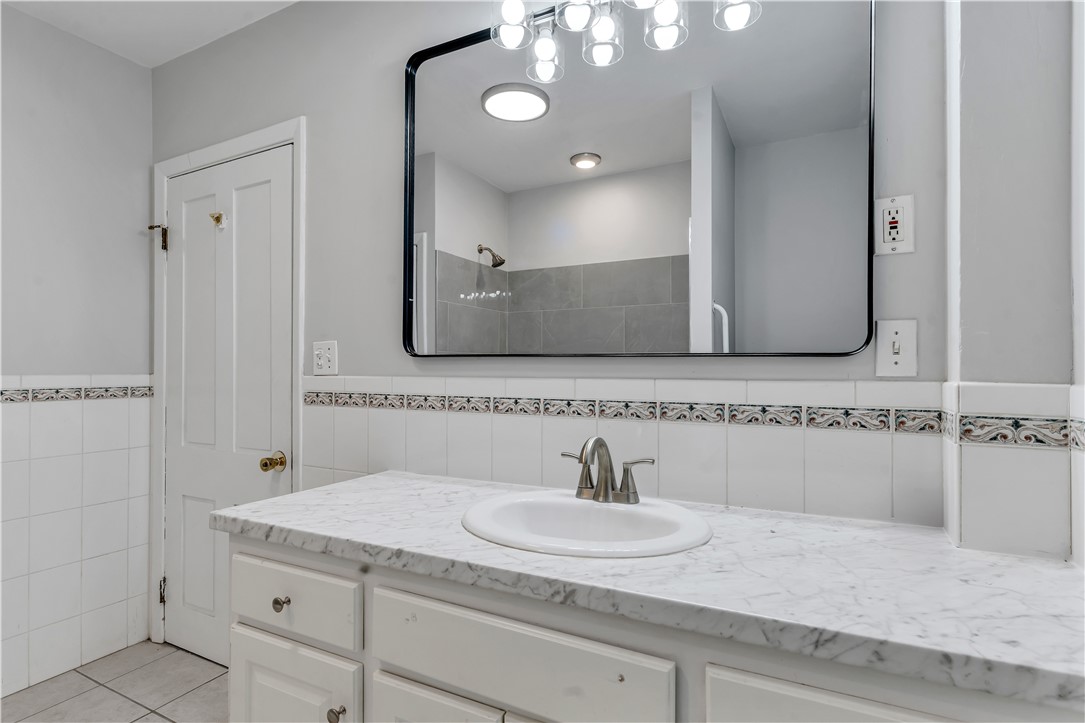 107 Blackstone Street Woonsocket, RI 02895 - Photo 17 of 43