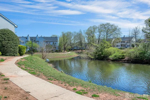 $399,900 | 177 Bexley Lane, Piscataway, NJ 08854