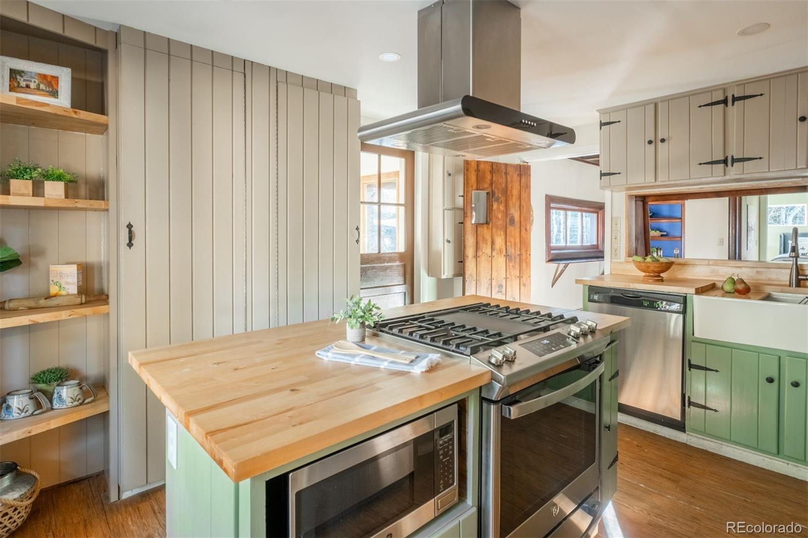 25728 Stanley Park Road Evergreen, CO 80439 - Photo 11 of 46