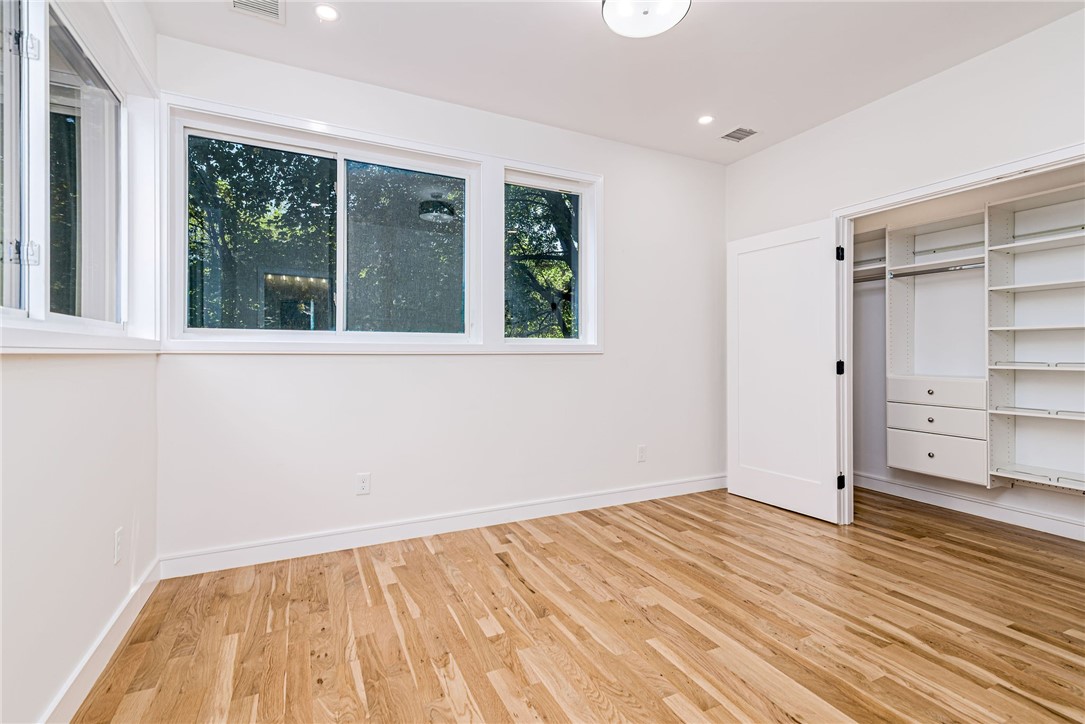 12 Daggett Court, Unit 1 Providence, RI 02906 - Photo 34 of 46