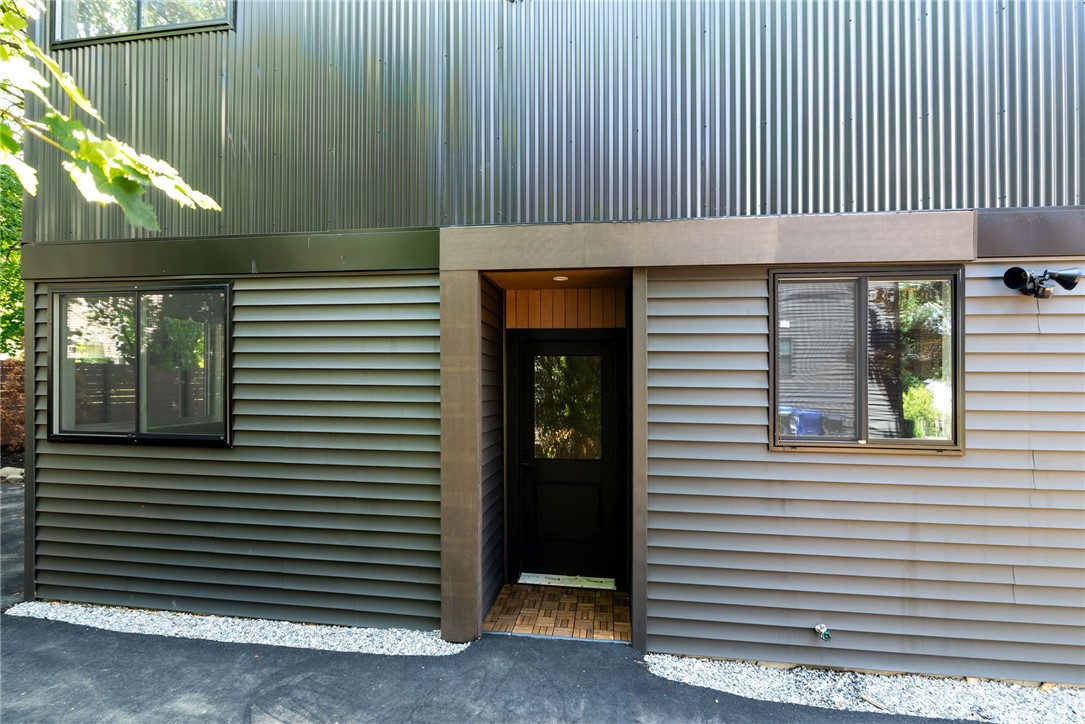 12 Daggett Court, Unit 1 Providence, RI 02906 - Photo 38 of 46