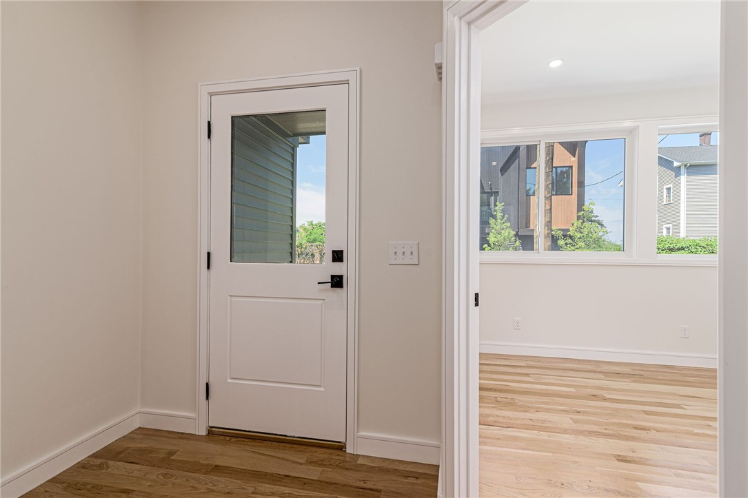 12 Daggett Court, Unit 1 Providence, RI 02906 - Photo 6 of 46