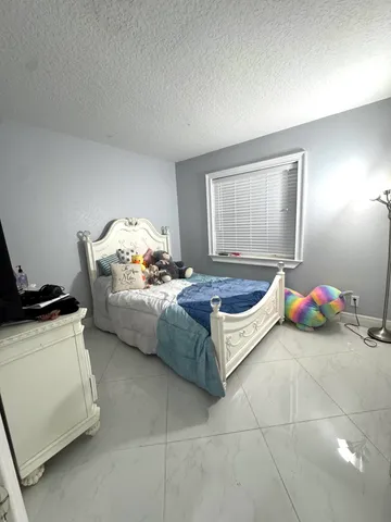 $449,900 | 5792 Orange Road, Royal Palm Estates, FL 33413