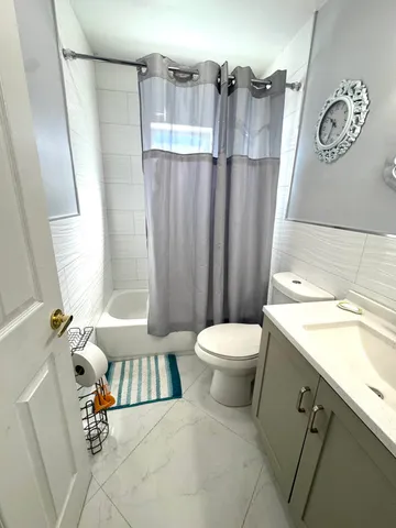 $449,900 | 5792 Orange Road, Royal Palm Estates, FL 33413