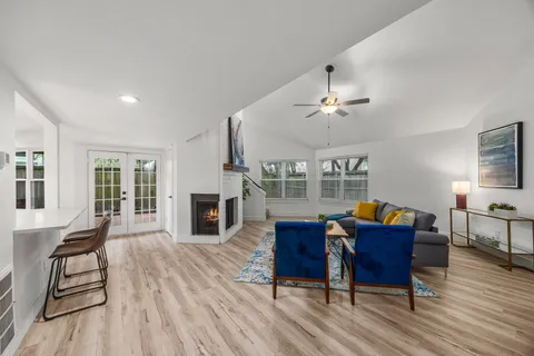 $350,000 | 5102 Birchmont Drive, Houston, TX 77091