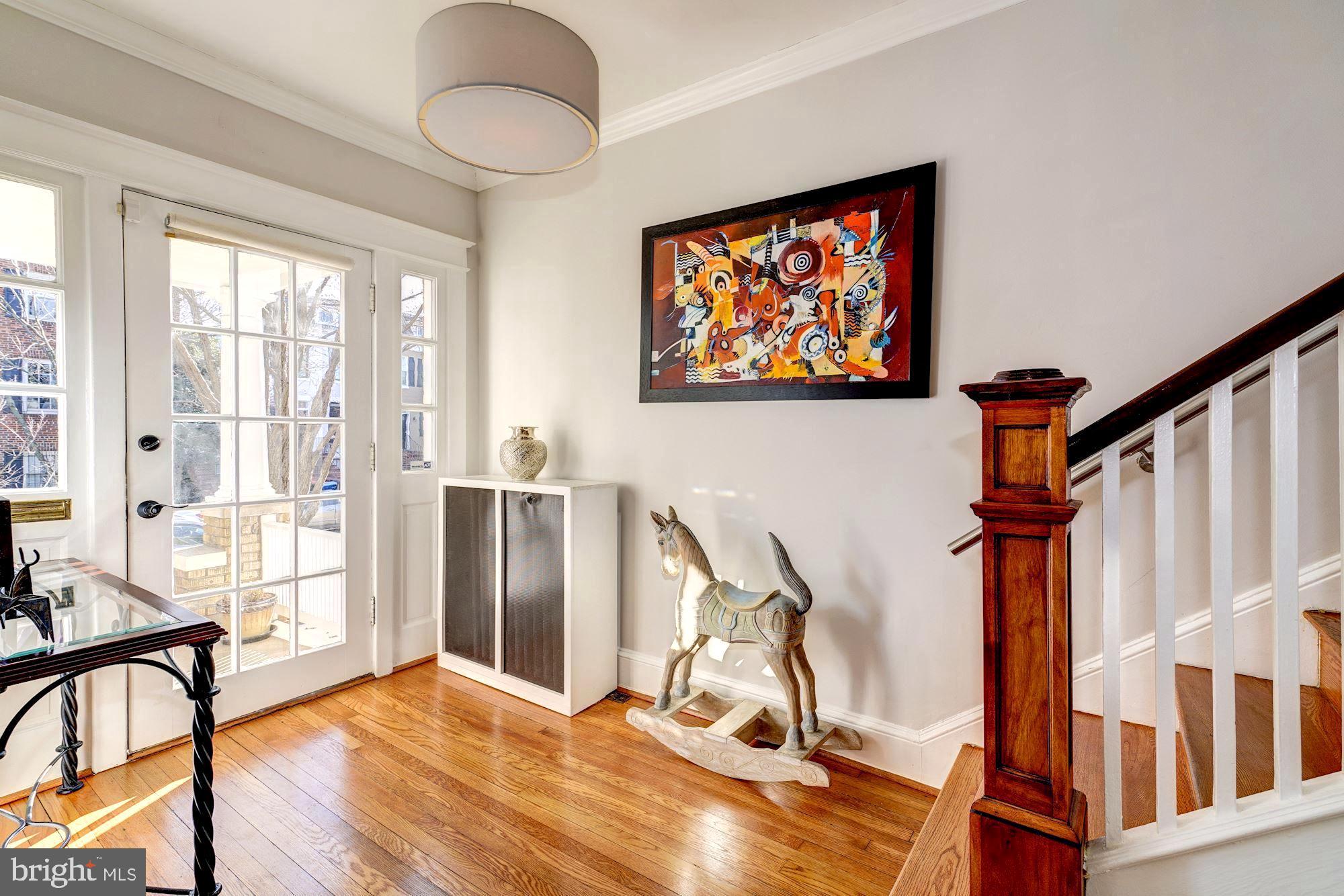 3411 R Street Northwest Washington, DC 20007 - Photo 4 of 35