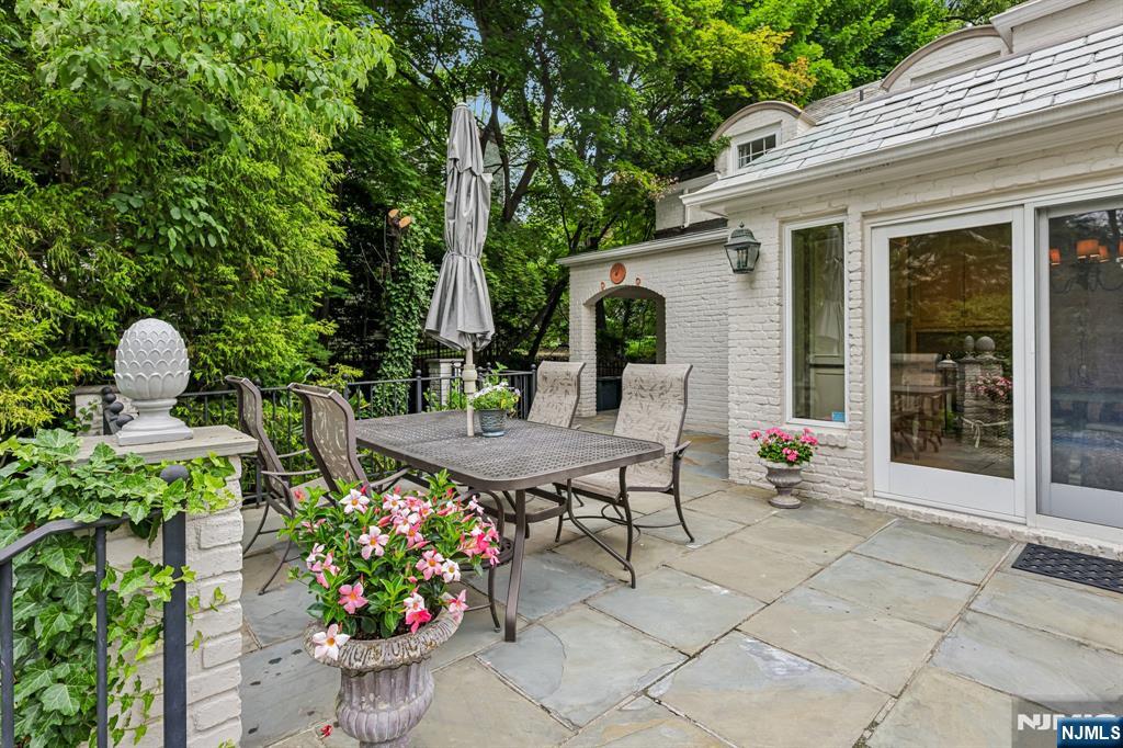 256 Lotte Road Ridgewood, NJ 07450 - Photo 35 of 44
