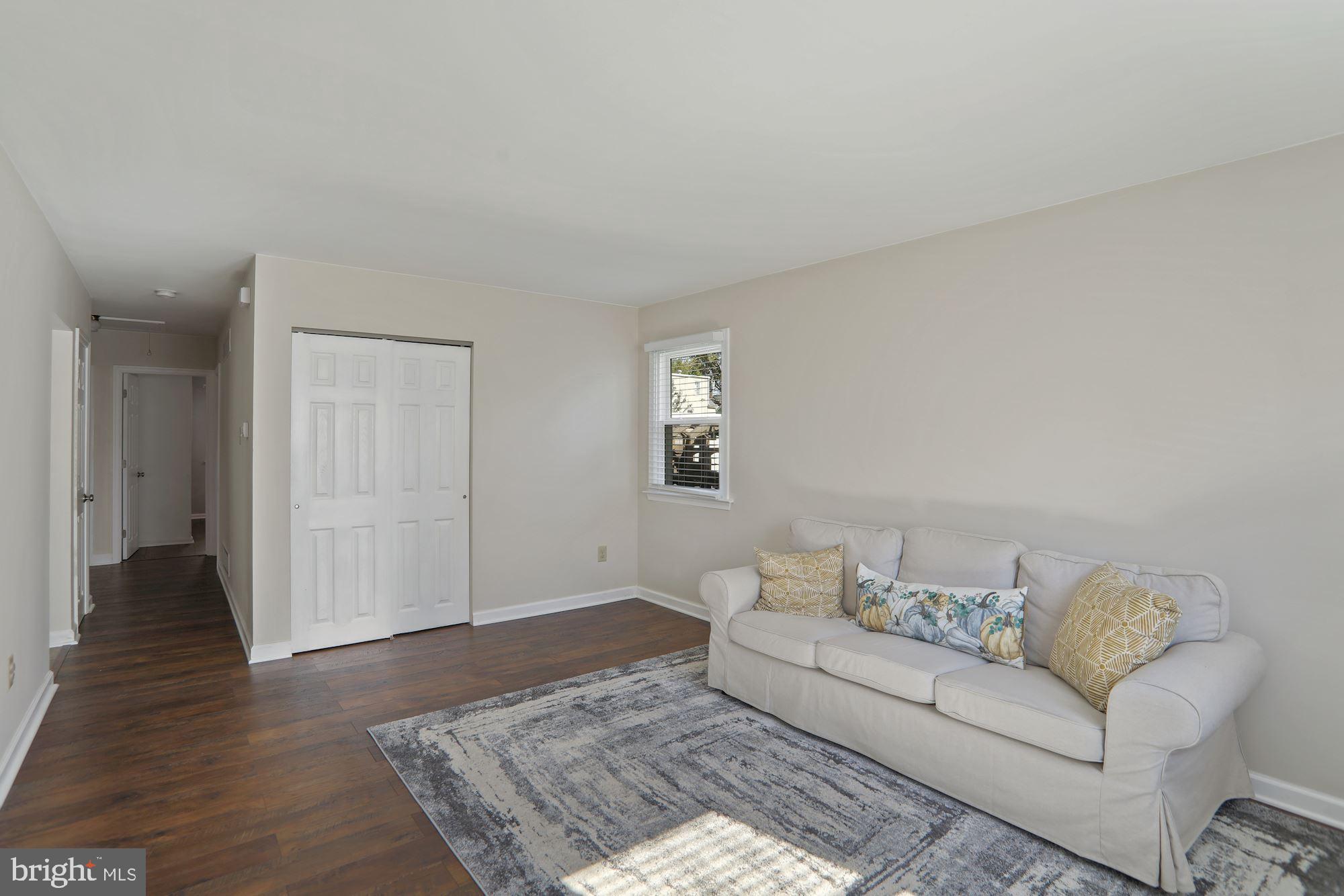 84 Knight Avenue Runnemede, NJ 08078 - Photo 2 of 21 Gallery Image 2